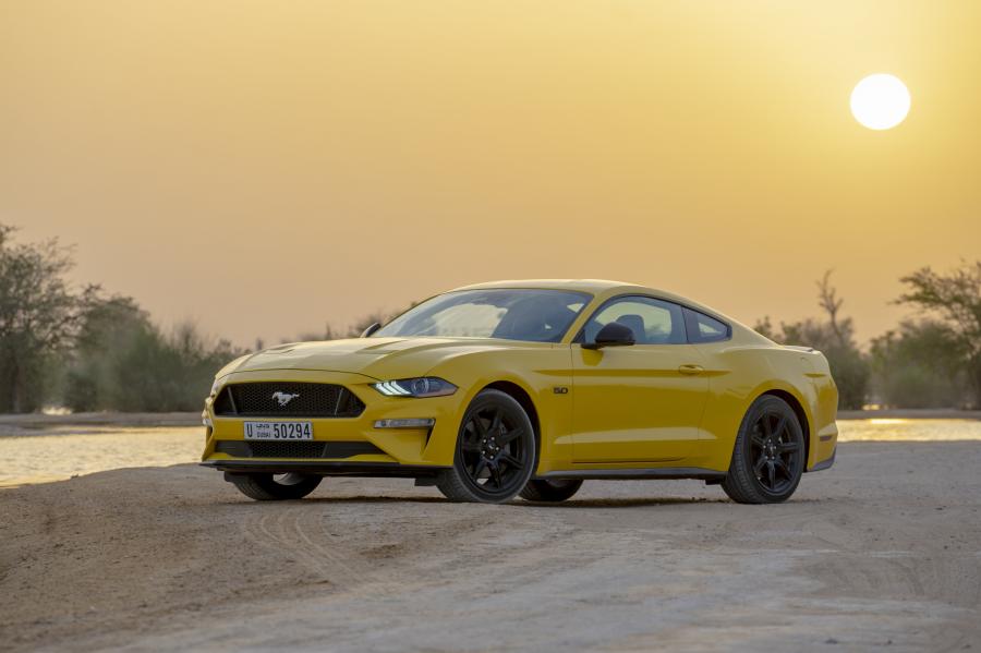  Ford Mustang GT Fastback 2018 года  (UAE) (фото 38 из 40)